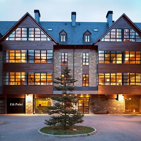 Eth Palai Lejlighedshotel Vielha Eksteriør billede