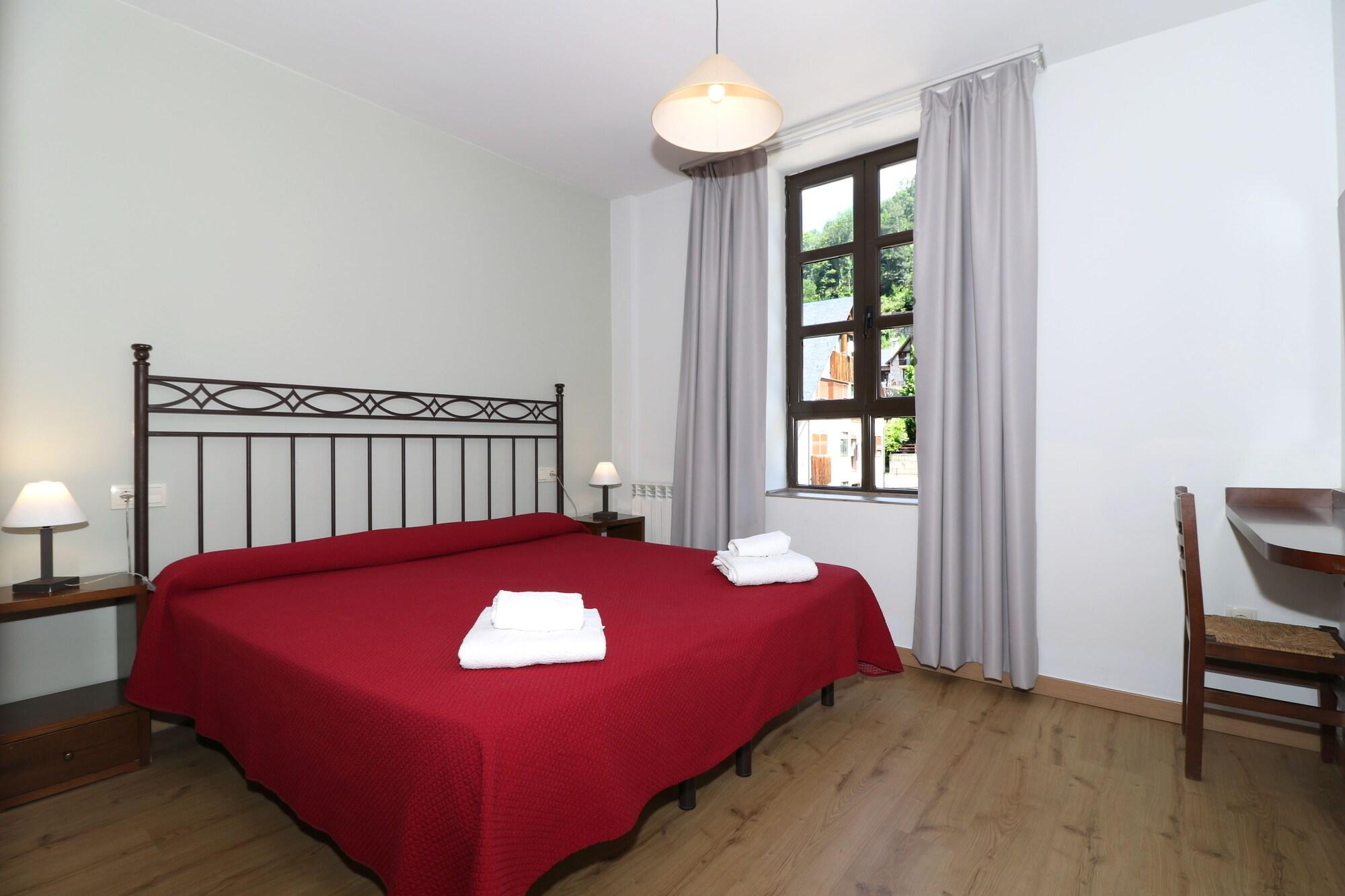 Eth Palai Lejlighedshotel Vielha Eksteriør billede