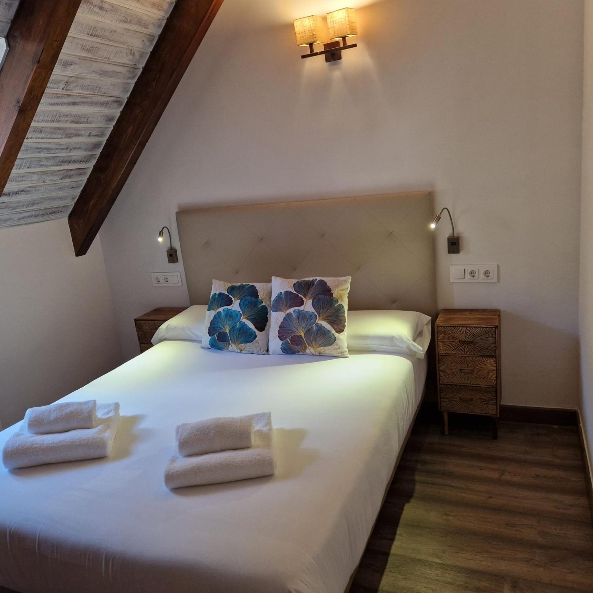 Eth Palai Lejlighedshotel Vielha Eksteriør billede