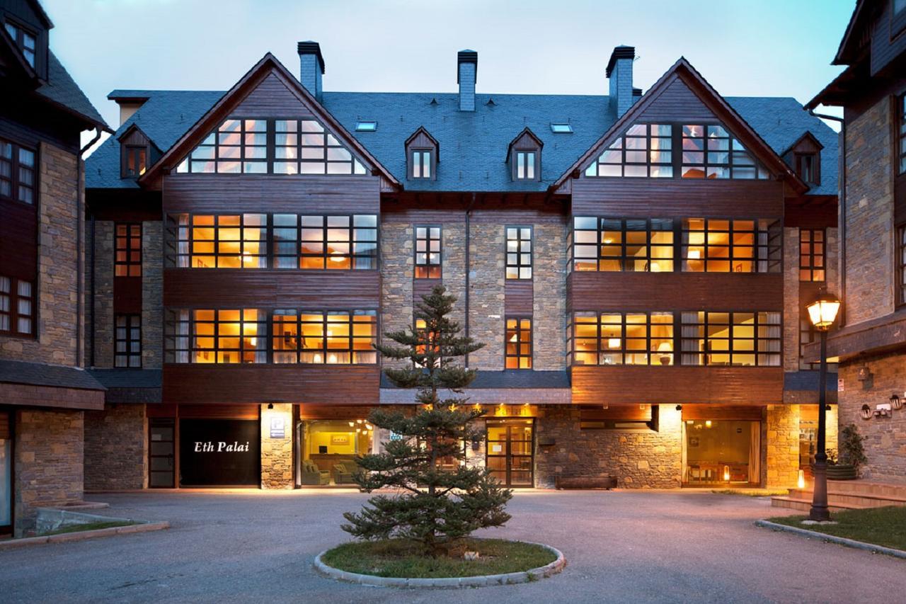 Eth Palai Lejlighedshotel Vielha Eksteriør billede